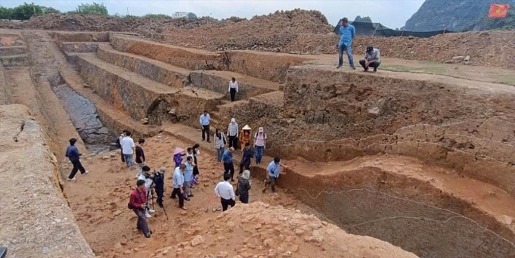 Excavation at Den Citadel wall, part of the Hoa Lu ancient capital.
