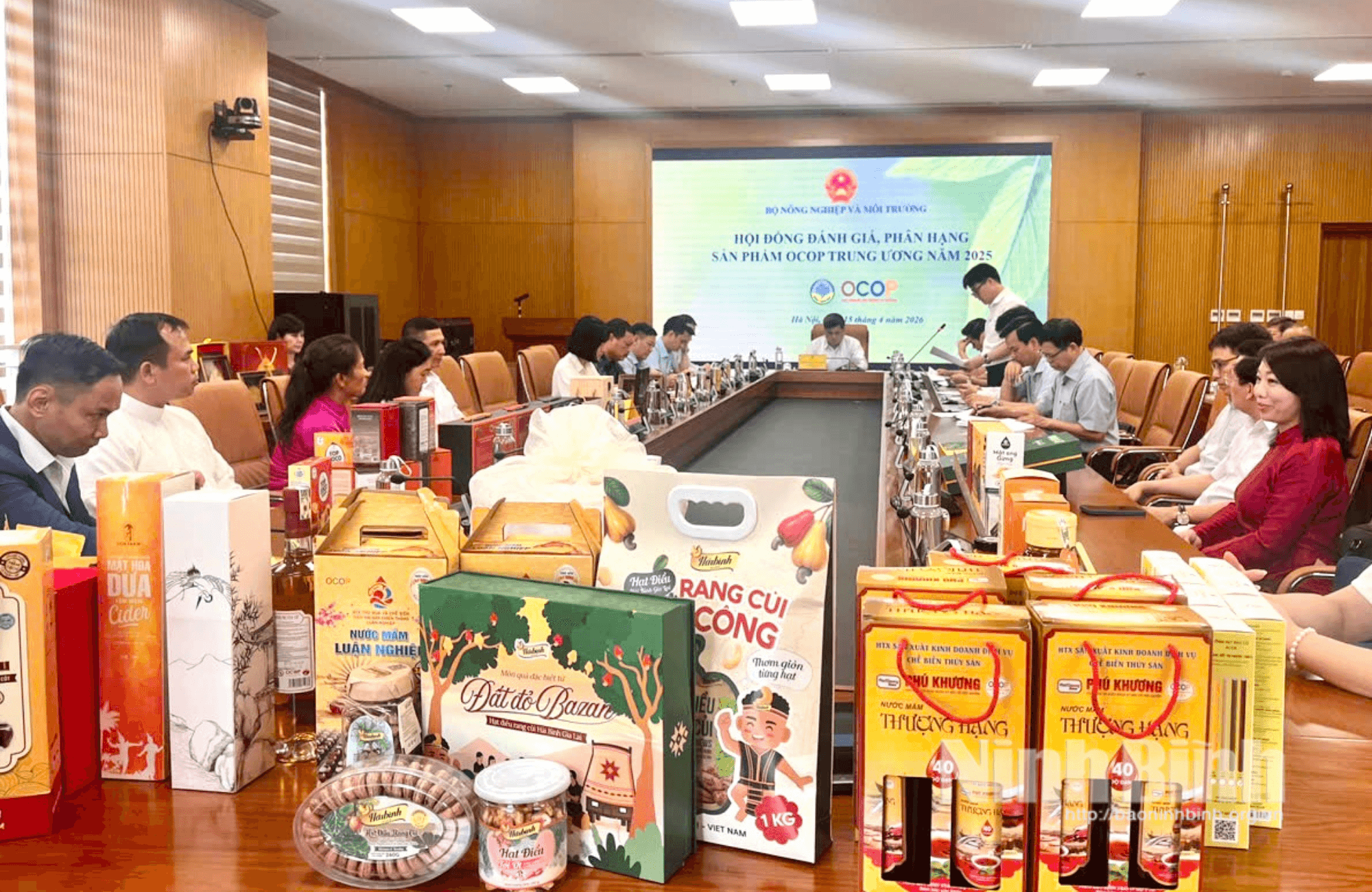 At the 2025 National OCOP Product Evaluation and Classification Conference.