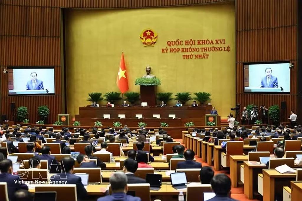 A plenary sitting of the first extraordinary session of the 16th National Assembly (Photo: VNA)