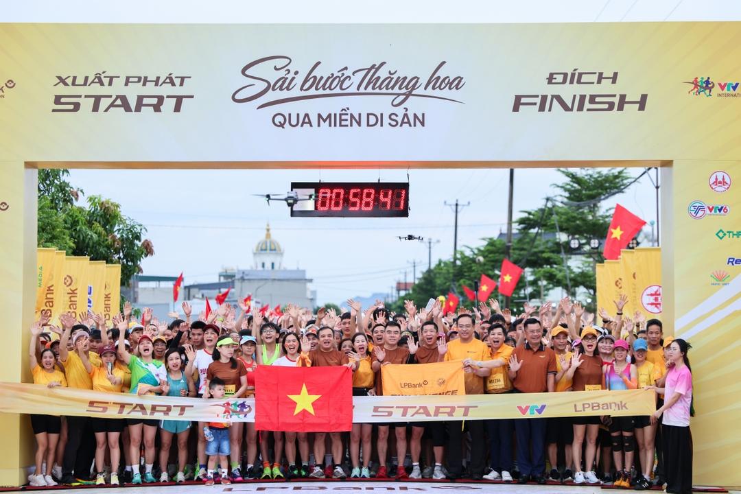 Nearly 5,000 runners join VTV LPBank International Marathon 2026.