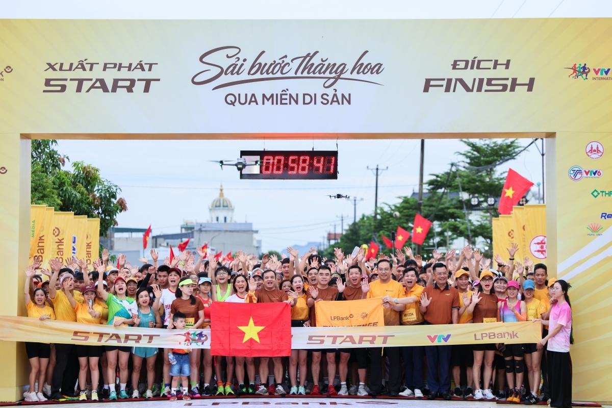 Nearly 5,000 runners join VTV LPBank International Marathon 2026.