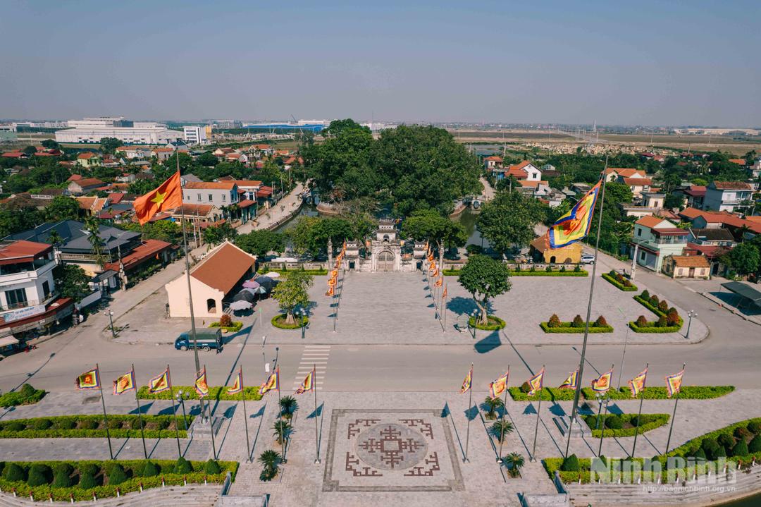 Tran Thuong temple in Tran Thuong commune.