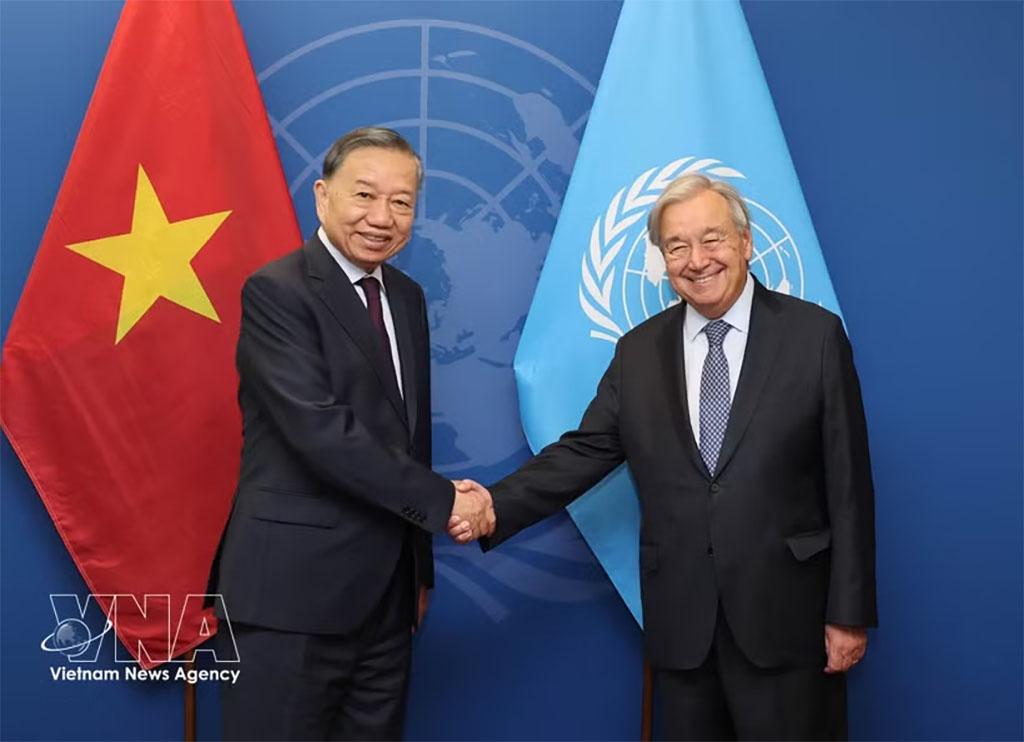 General Secretary of the Communist Party of Vietnam Central Committee and President To Lam (L) meets with United Nations Secretary-General Antonio Guterres at the UN headquarters on September 23.