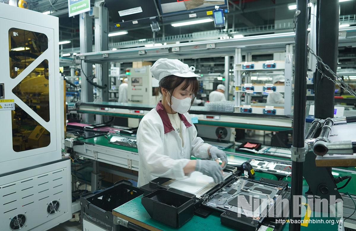 Production line of Wistron Infocom Vietnam JCS at Dong Van industrial zone.