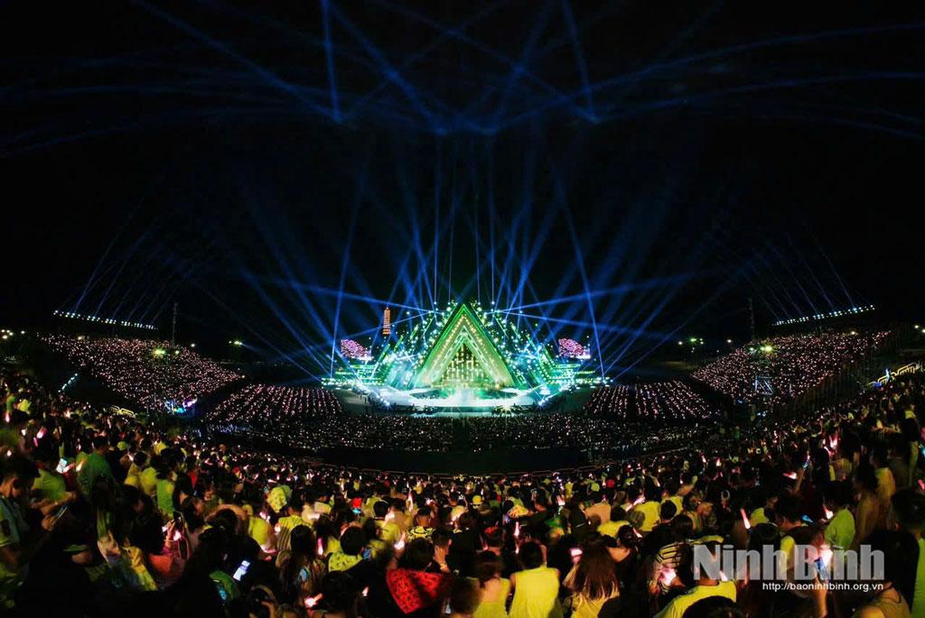 The programmed draw the participant of 25,000 audiences.