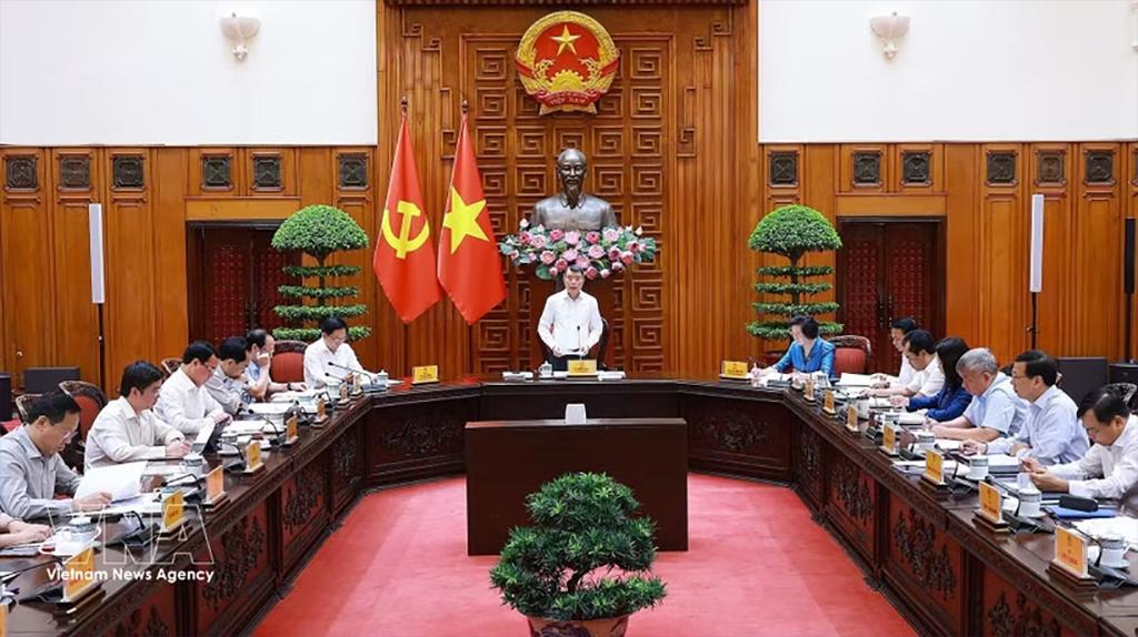 Prime Minister Le Minh Hung chairs the inaugural meeting of the Central Steering Committee for National Target Programmes on July 9. (Photo: VNA)