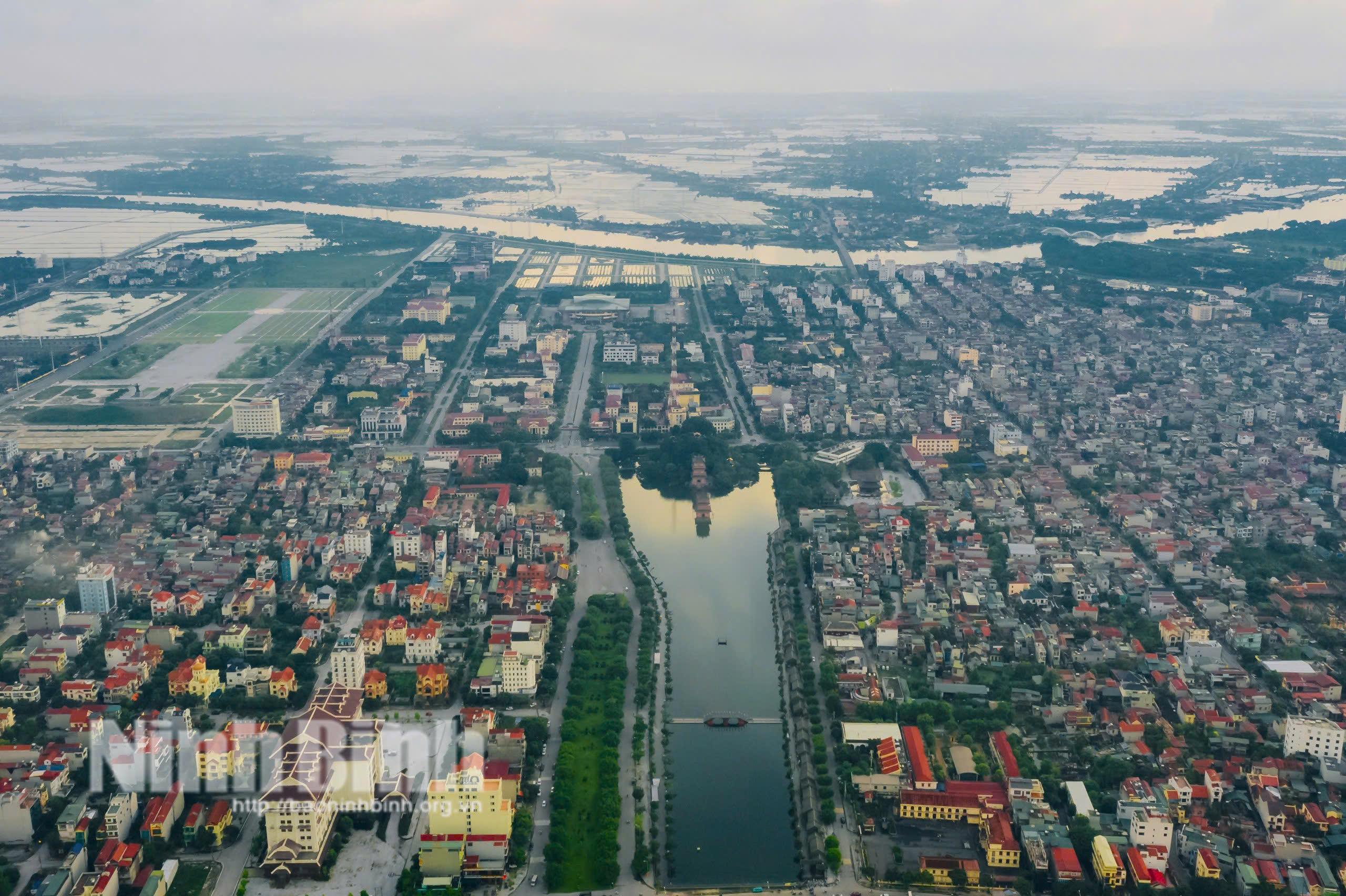 Government approves Ninh Binh’s plan on re-arranging administrative units at district and commune levels