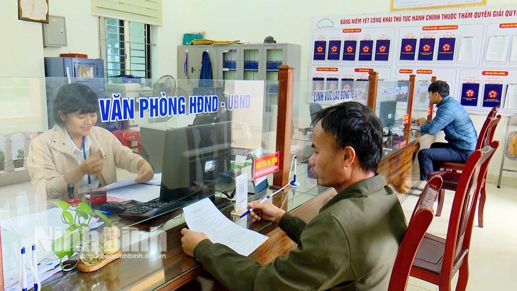 Vietnam to cut at least one-fifth of public workforce in major overhaul