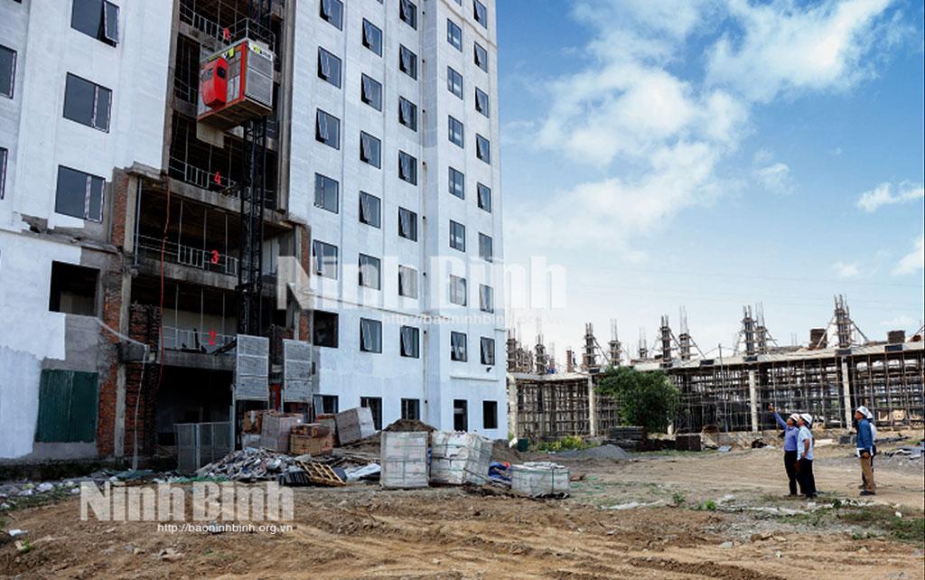 Ninh Binh speeds up progress of key projects