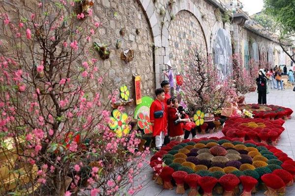 Nationwide cultural festivities welcome Tet 2025
