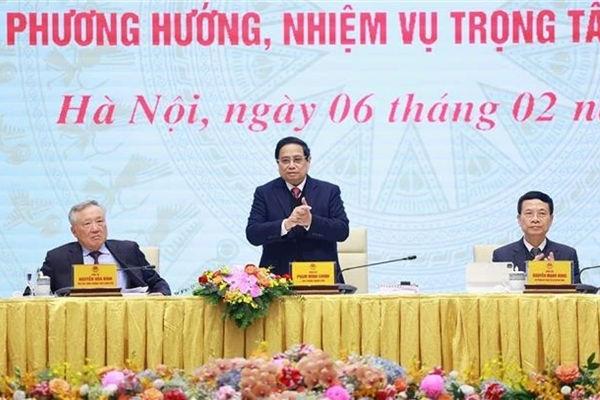 100% of administrative procedures for foreigners in Vietnam to be conducted online