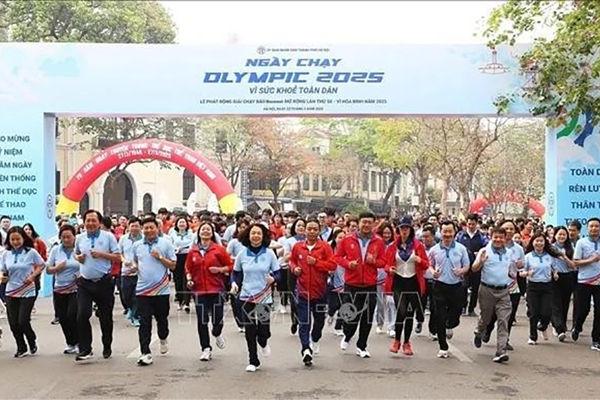 Olympic Run Day promotes public health across Vietnam