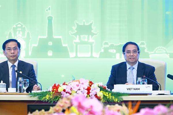 PM puts forth initiatives for sustainable and people-centred green transition