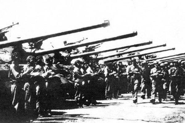 April 22, 1975: Ripe moment for general military and political offensive on Saigon