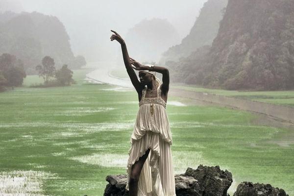 Fascinating beauty of Ninh Binh spotlighted in US magazine Harper's Bazaar