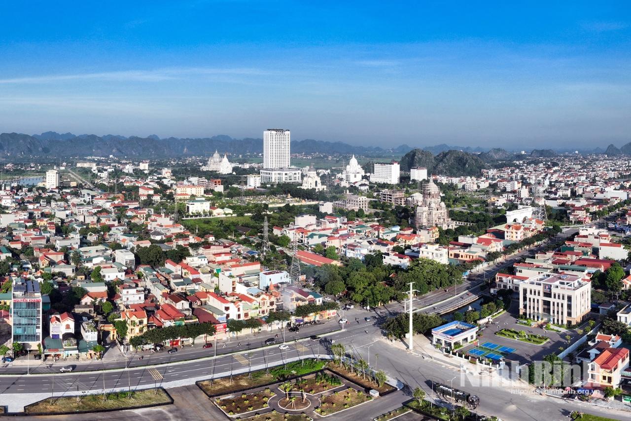 Ninh Binh: A solid foundation and aspiration for further development