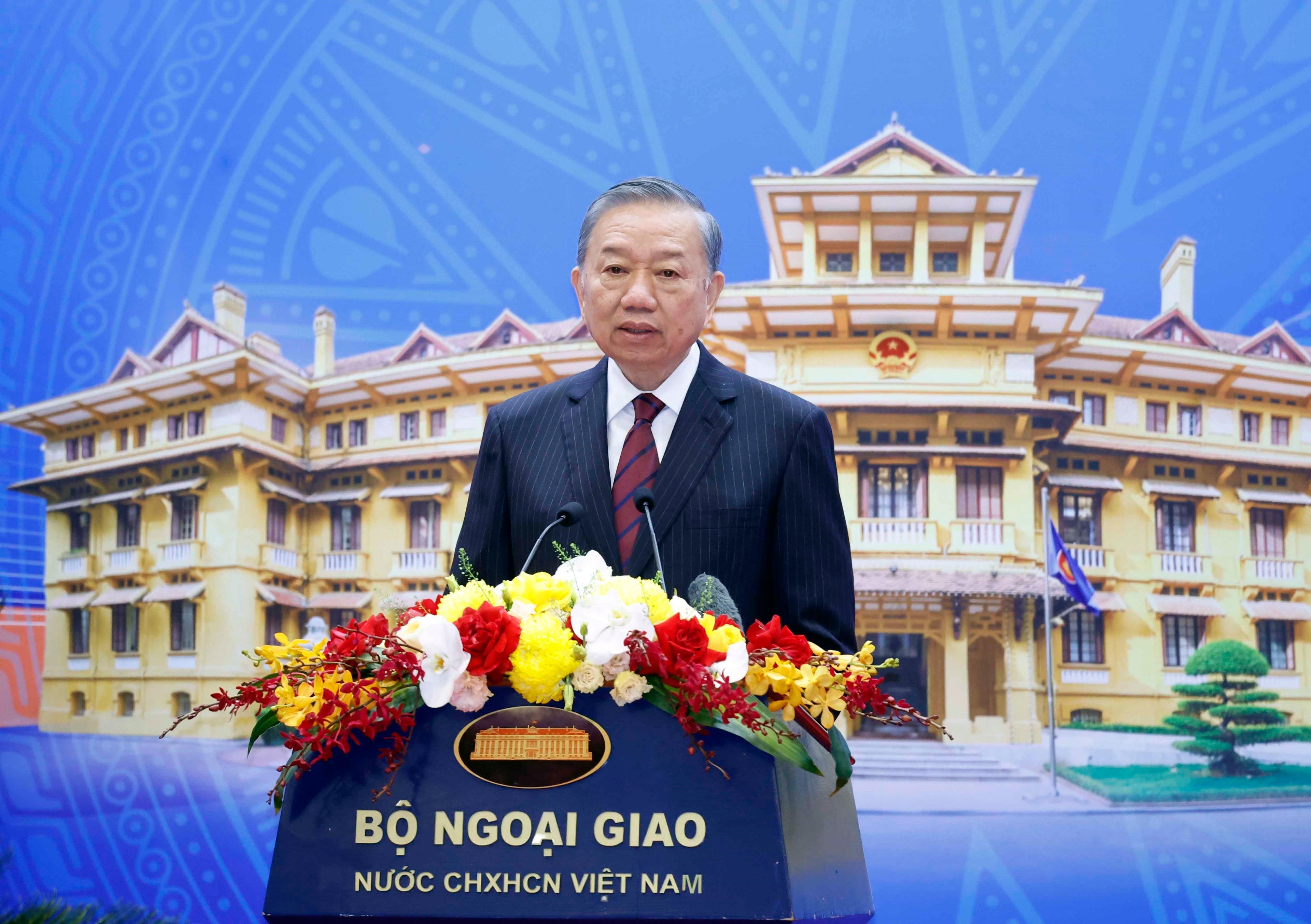 Party General Secretary and State President To Lam speaks at the opening of the 33rd Diplomatic Conference in Hanoi on August 1, 2026. Photo: VNA