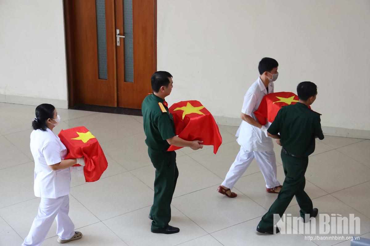 6,027 samples have so far been handed over to the Military Institute of Forensic Medicine for DNA analysis.