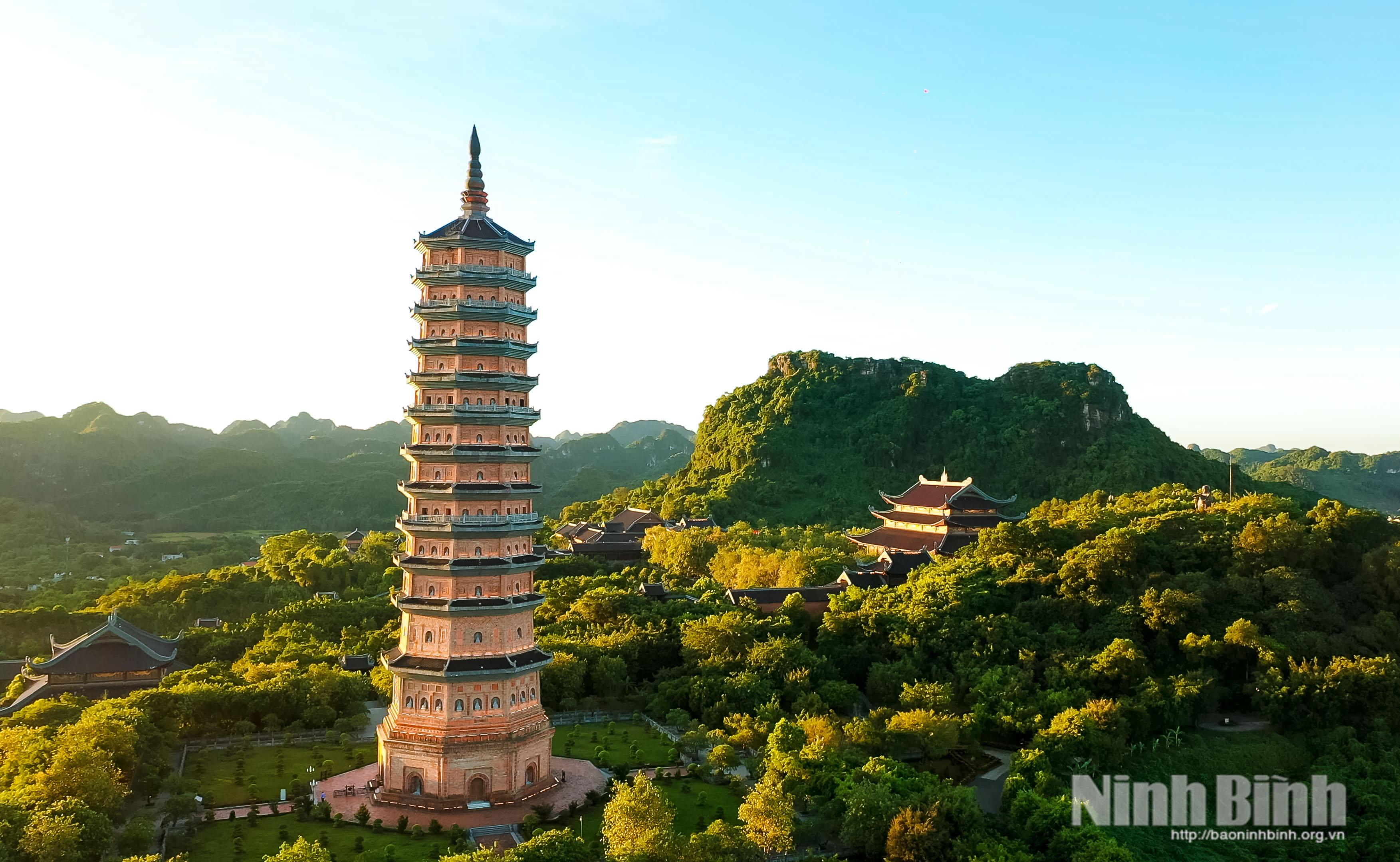 Admiring Asia’s tallest Buddhist Stupa at Bai Dinh Pagoda Complex