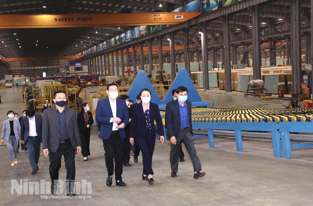 Provincial leaders inspect production activities after Tet holiday