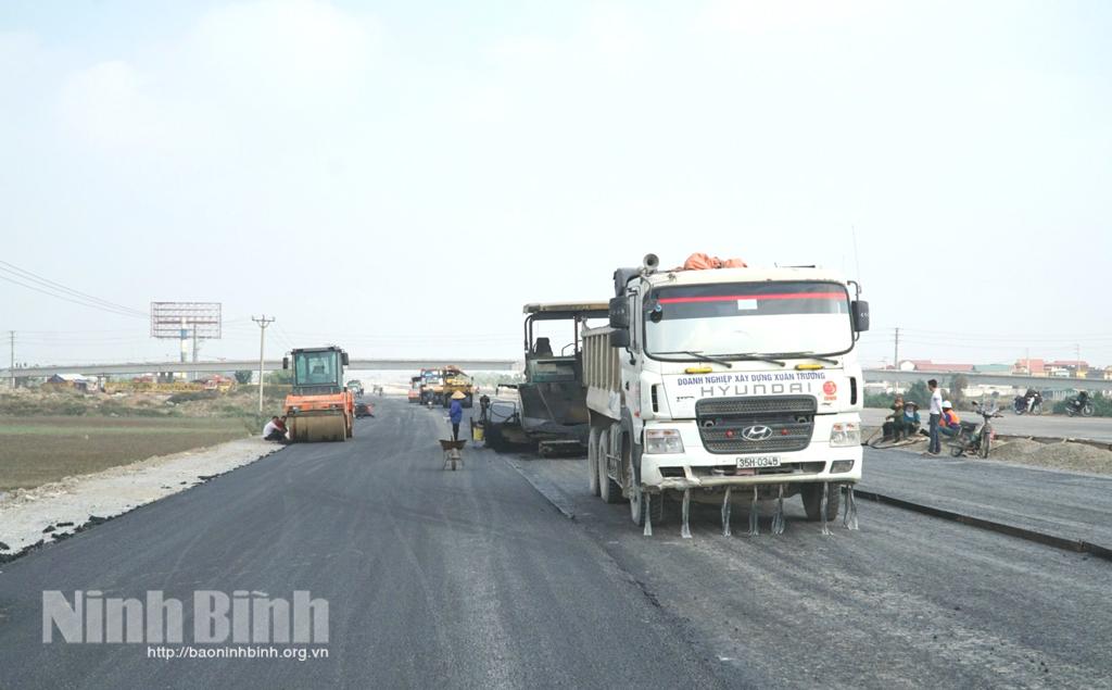 Progress of Cao Bo - Mai Son expressway section accelerated