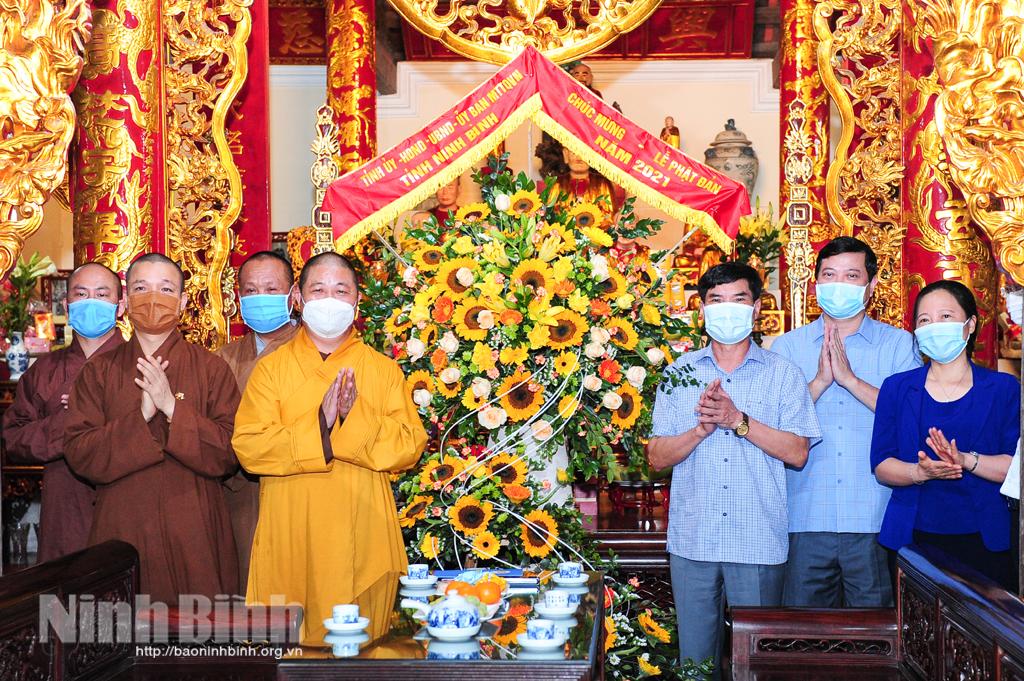 Congratulations to Buddhist dignitaries, followers on Buddha's birthday