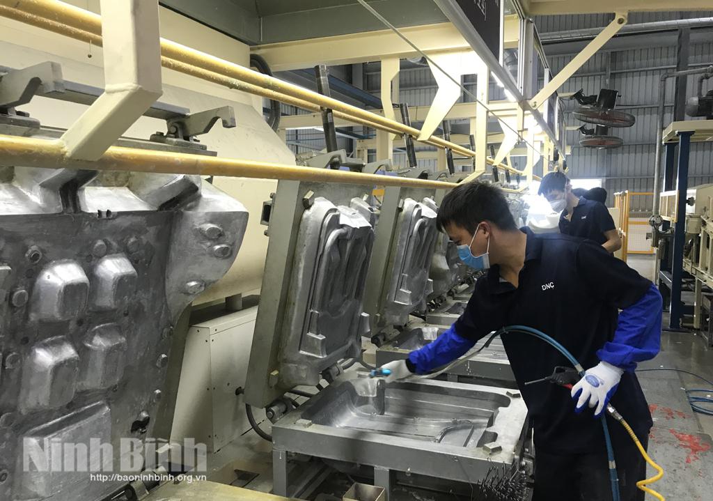 Ninh Binh continues attracting investment into supporting industries