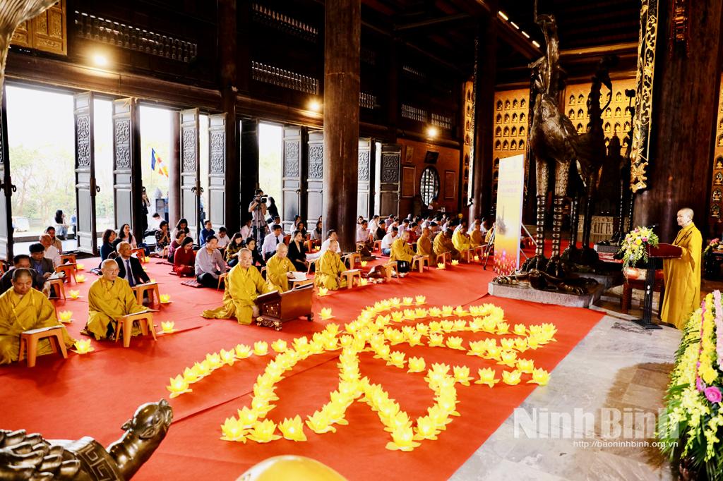 Peace-praying ceremony held at Bai Dinh pagoda