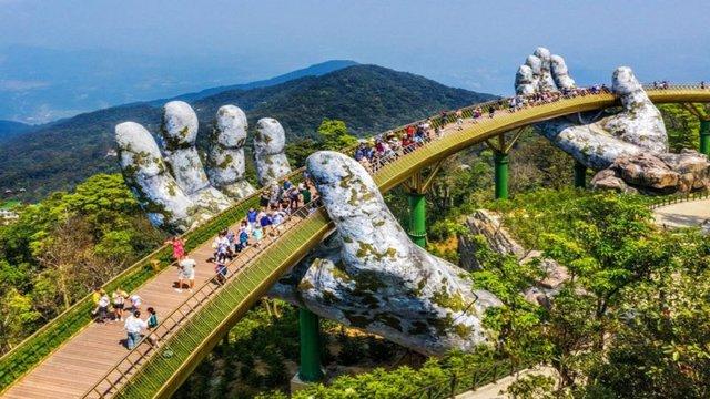 Domestic tourist numbers surpass preset targets