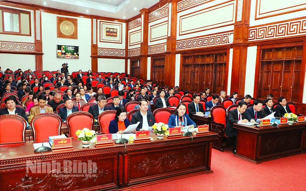 10th session of provincial People's Council concludes