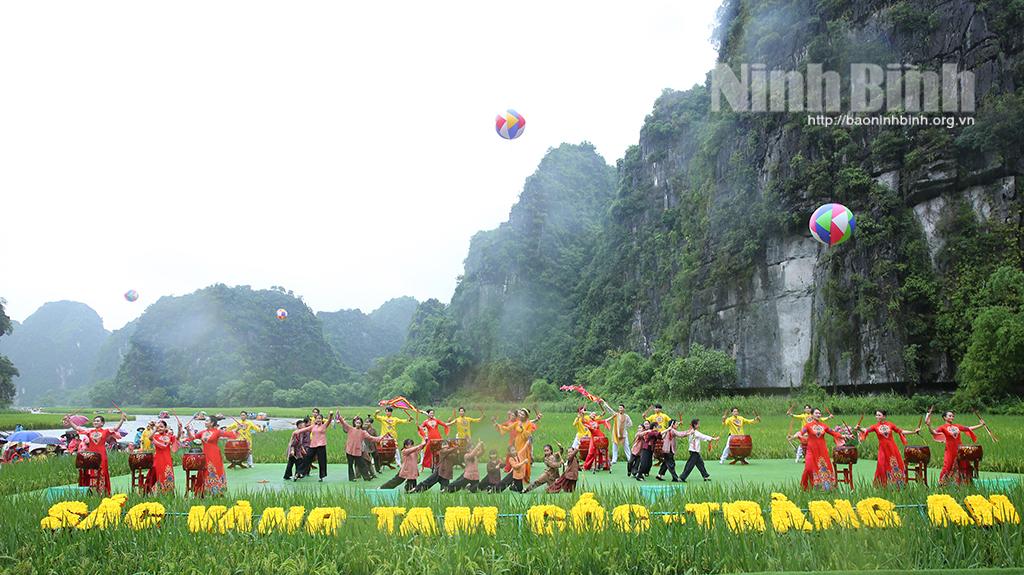 Tourism week Tam Coc- Trang An 2022 opens