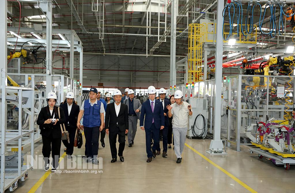 Delegation of Asan city pays fact-finding trip to second factory of Hyundai Thanh Cong Vietnam