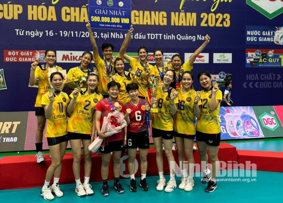 Ninh Binh LienVietPostBank win National Women's Volleyball Championship