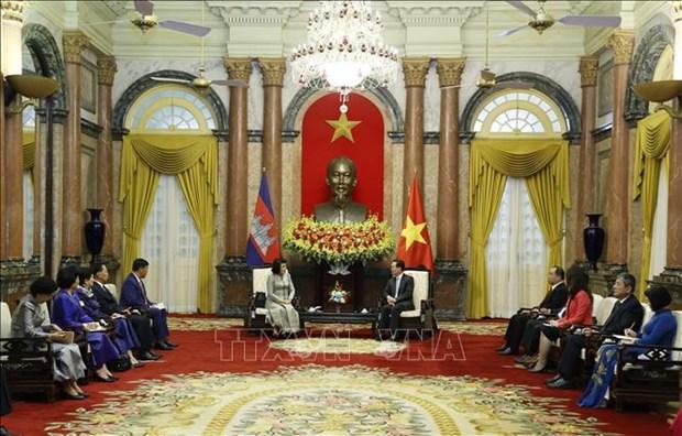 Vietnamese President receives Cambodian top legislator