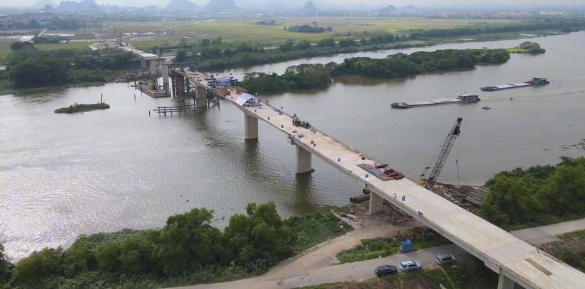 Ben Moi bridge connecting Ninh Binh and Nam Dinh to be completed in 2024