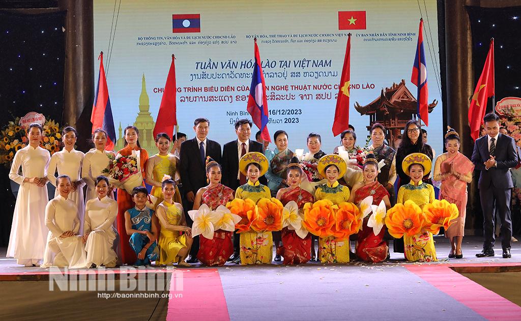 Ninh Binh hosts art performance programme within framework of "Lao Culture Week in Vietnam 2023"