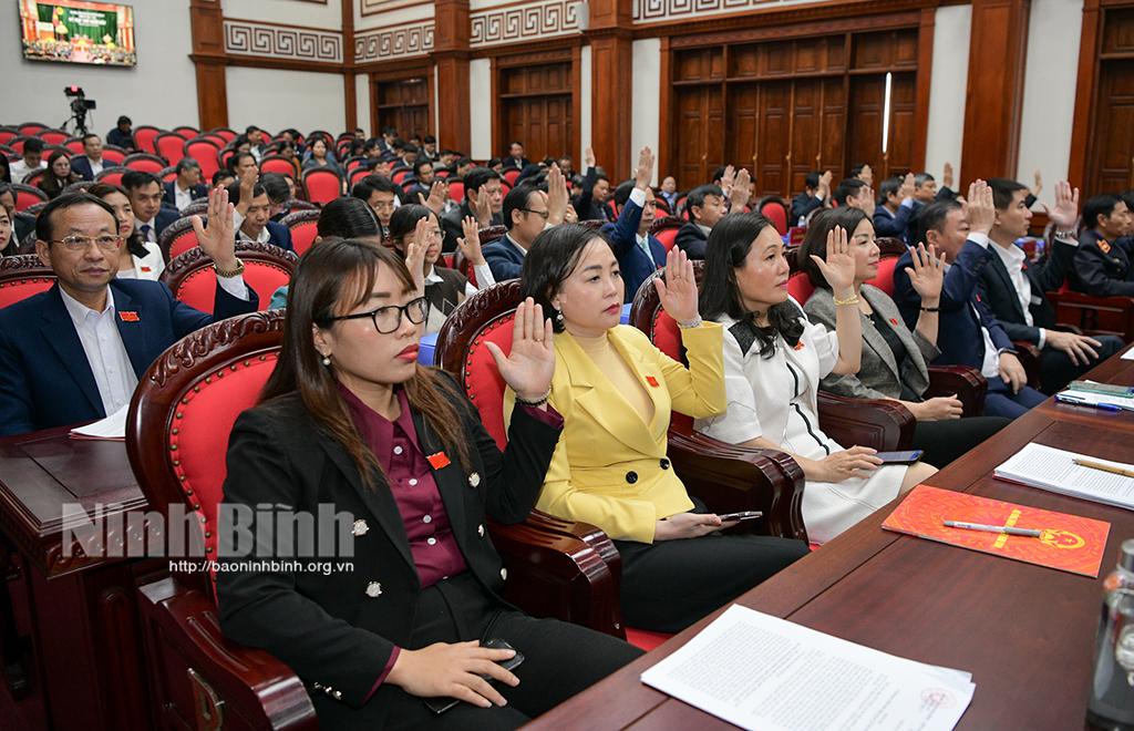 The 17th session Provincial People's Council wraps up