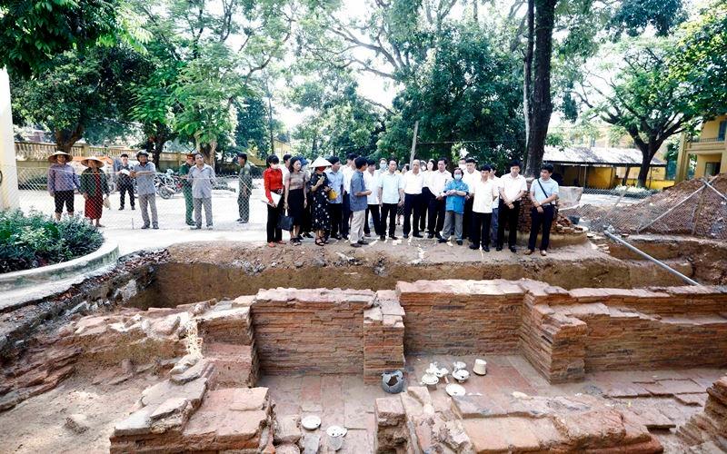 Ninh Binh promoting archaeological values