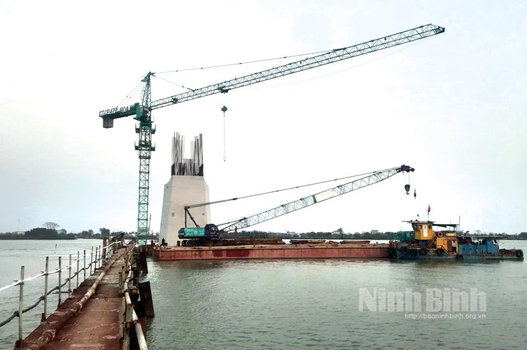 Ninh Binh works to speed up construction of coastal road project in Ninh Binh