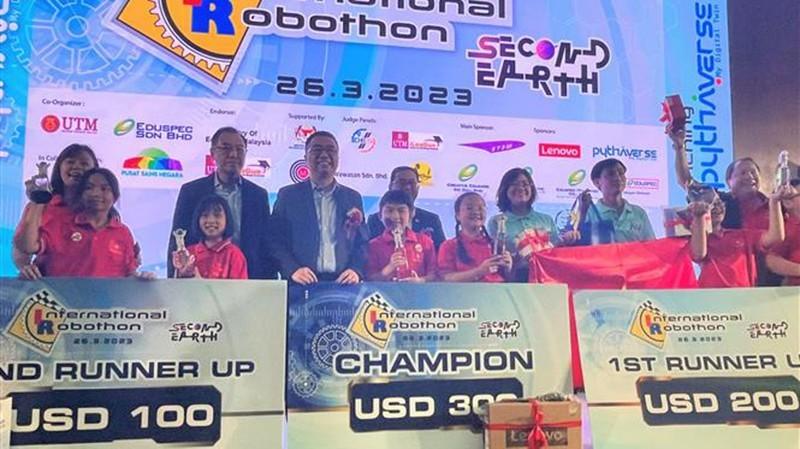 Vietnam secures 17 prizes at International Robothon 2023