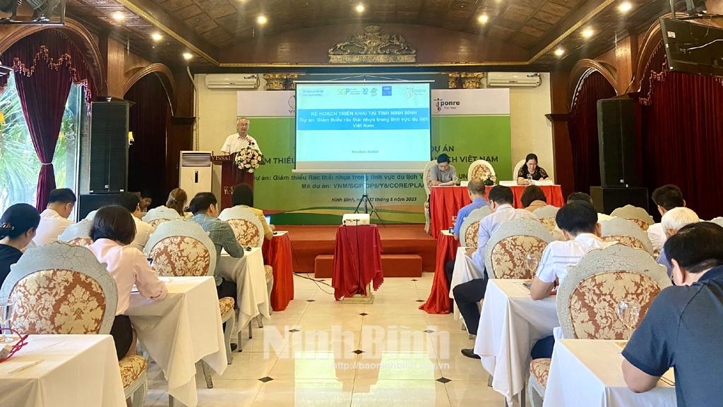 Ninh Binh hosts consulting workshop on project on plastic waste reduction in tourism