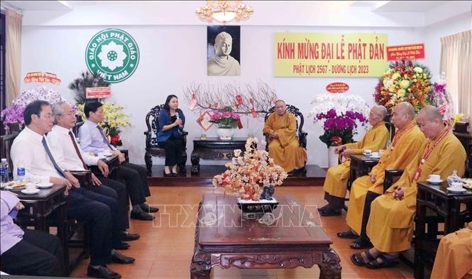 Vesak Day 2023: VFF leader visits Buddhist establishments