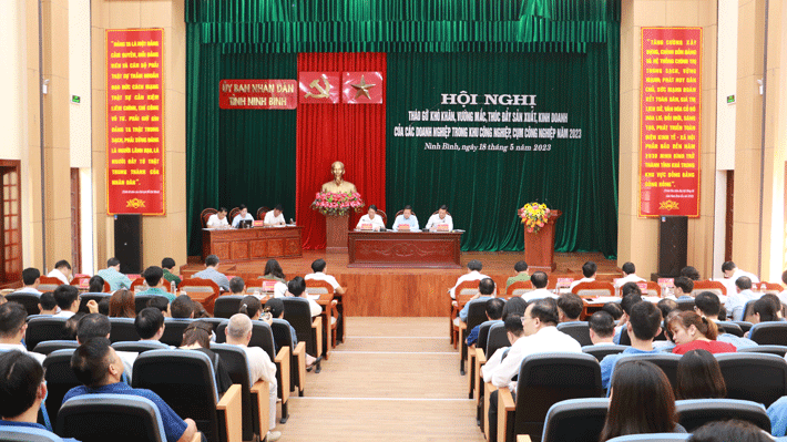 Ninh Binh increases dialogues with enterprises to remove difficulties in production and business