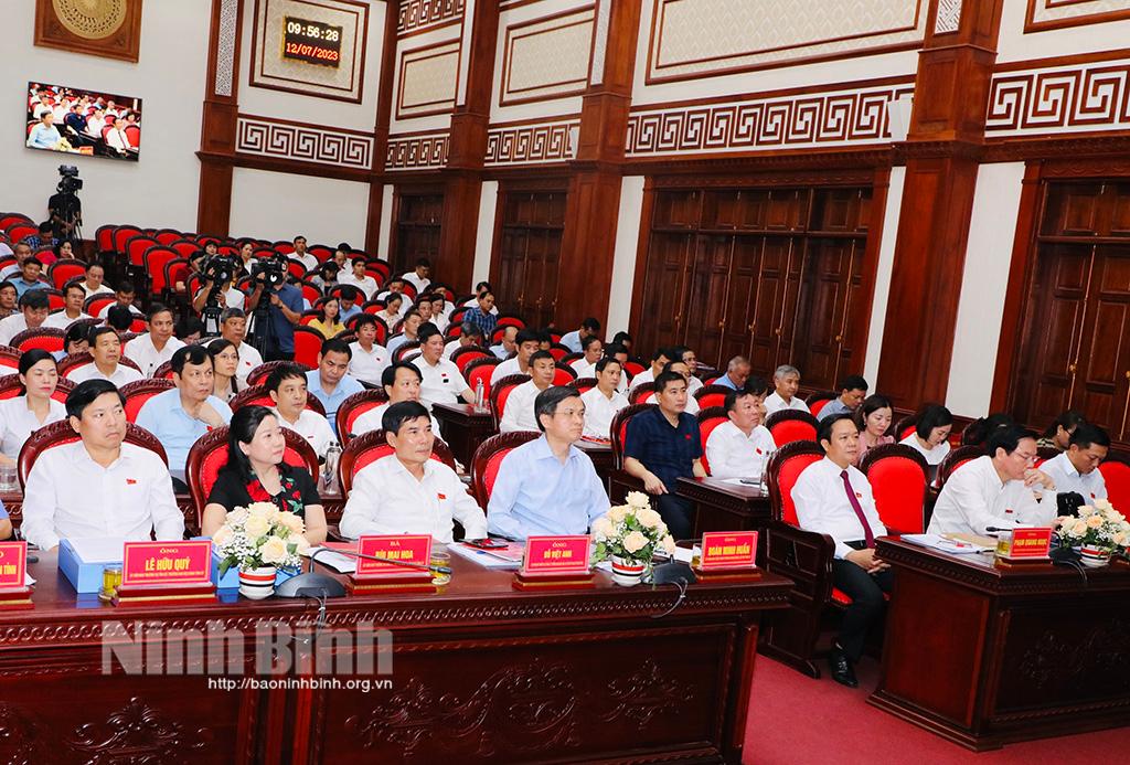 The 15th session Provincial People's Council wraps up