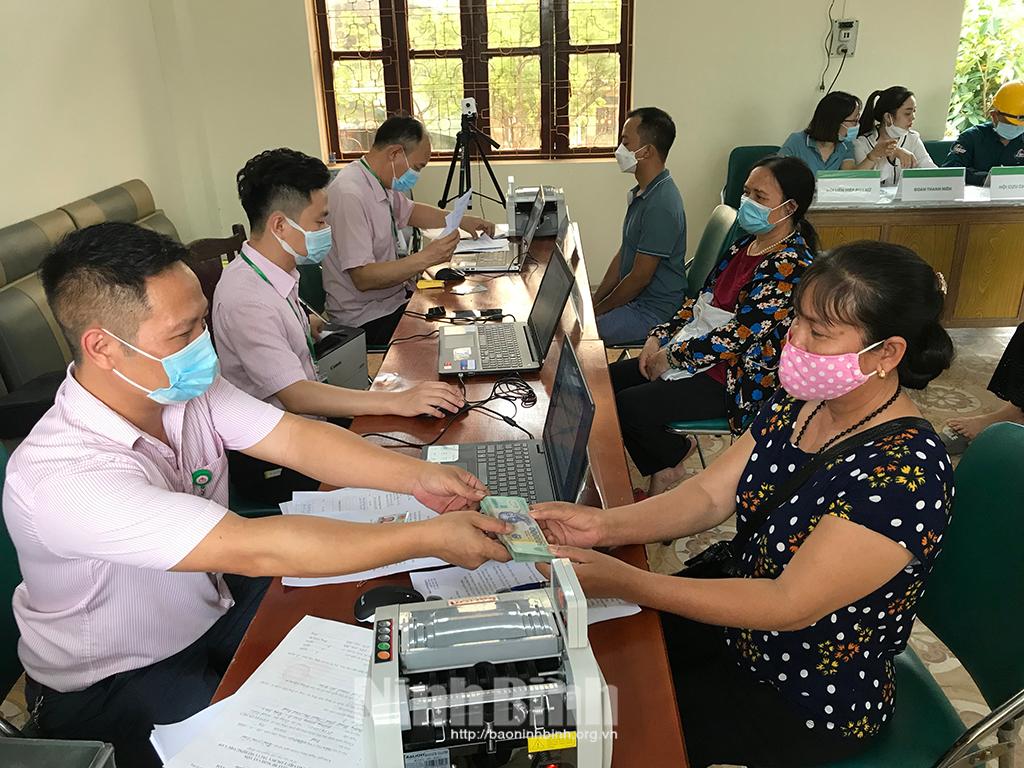 Ninh Binh steps up activities for the poor and social security