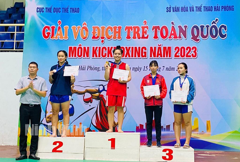 Ninh Binh athletes win 3 medals at the 2023 Youth National Kickboxing Championship