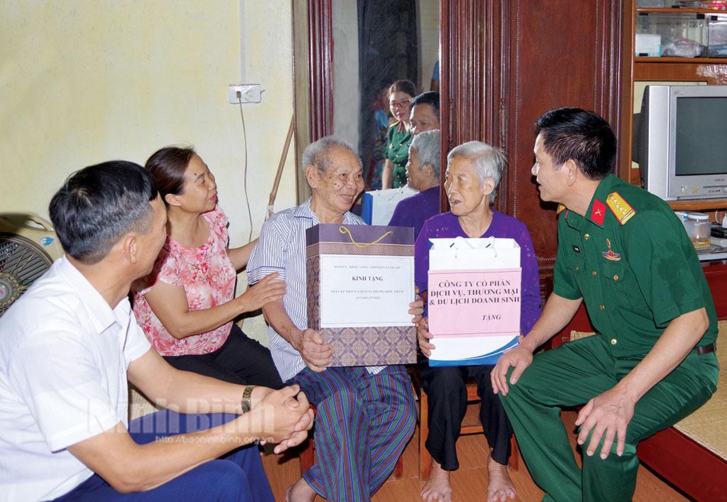 Ninh Binh organises practical activities to pay tribute to wounded soldiers, war invalids