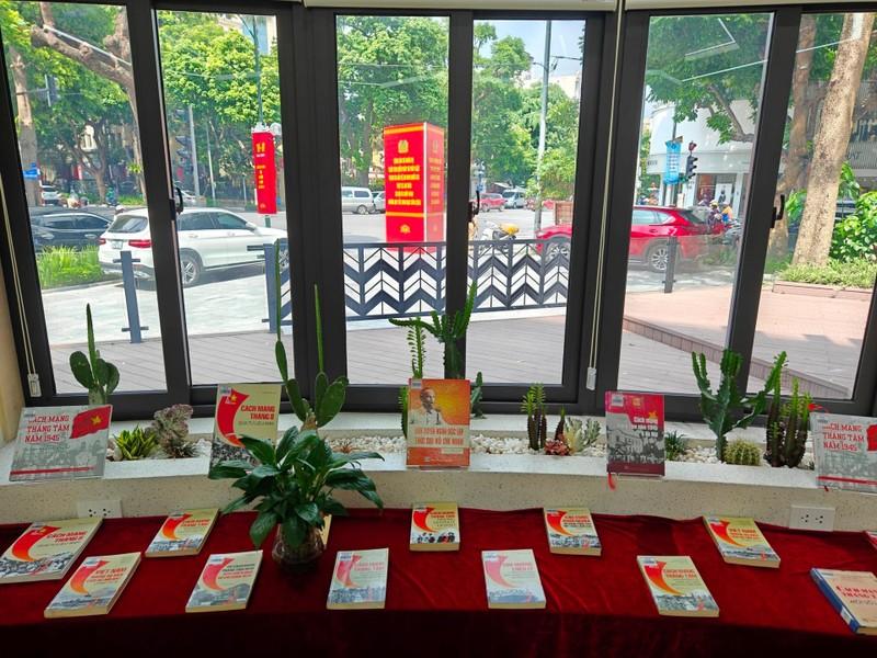 Exhibition marks 78th anniversary of historic August Revolution