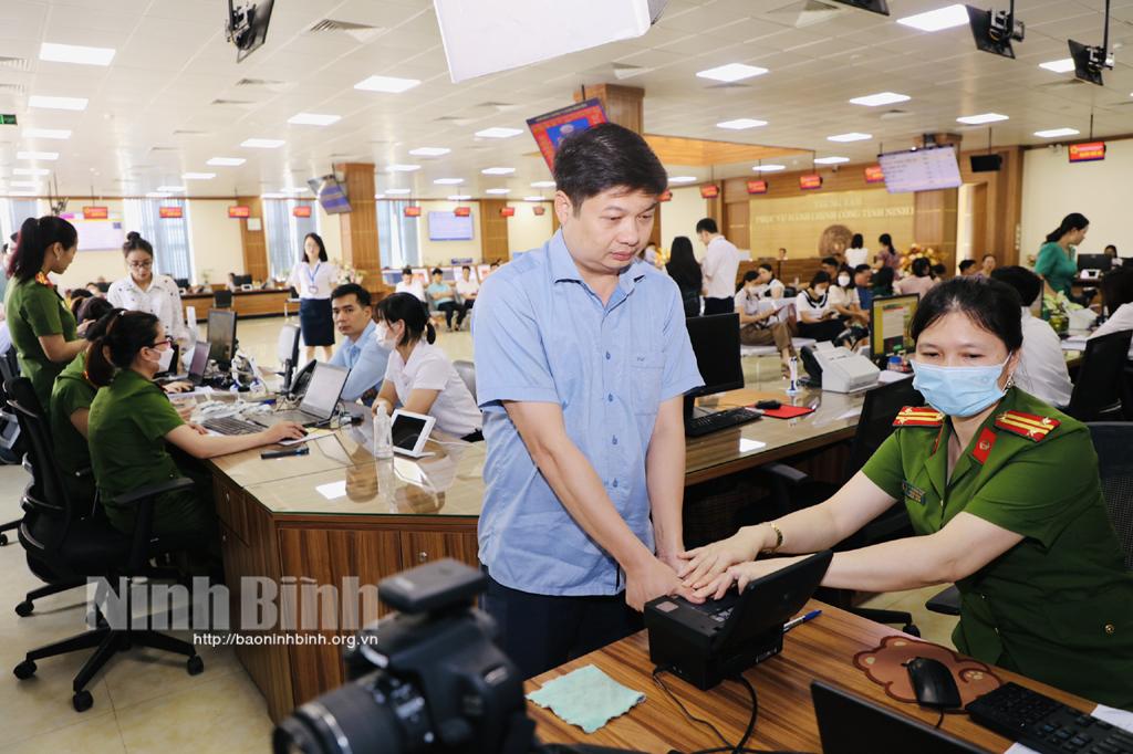 Strong determination, actions needed for national digital transformation