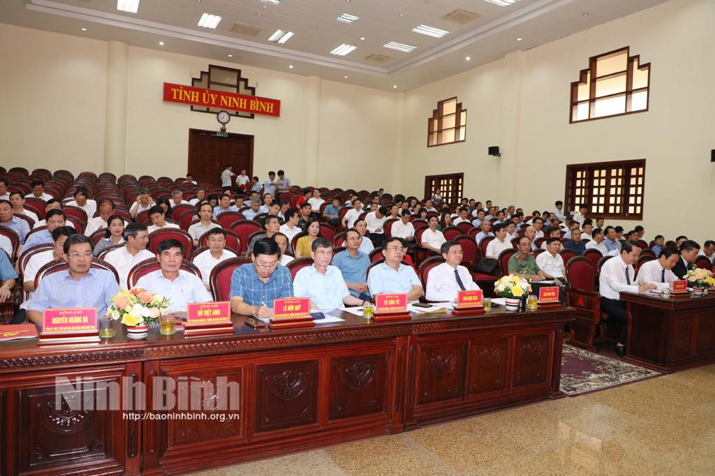 Ninh Binh reviews implementation of Resolution No. 10-NQ/TW